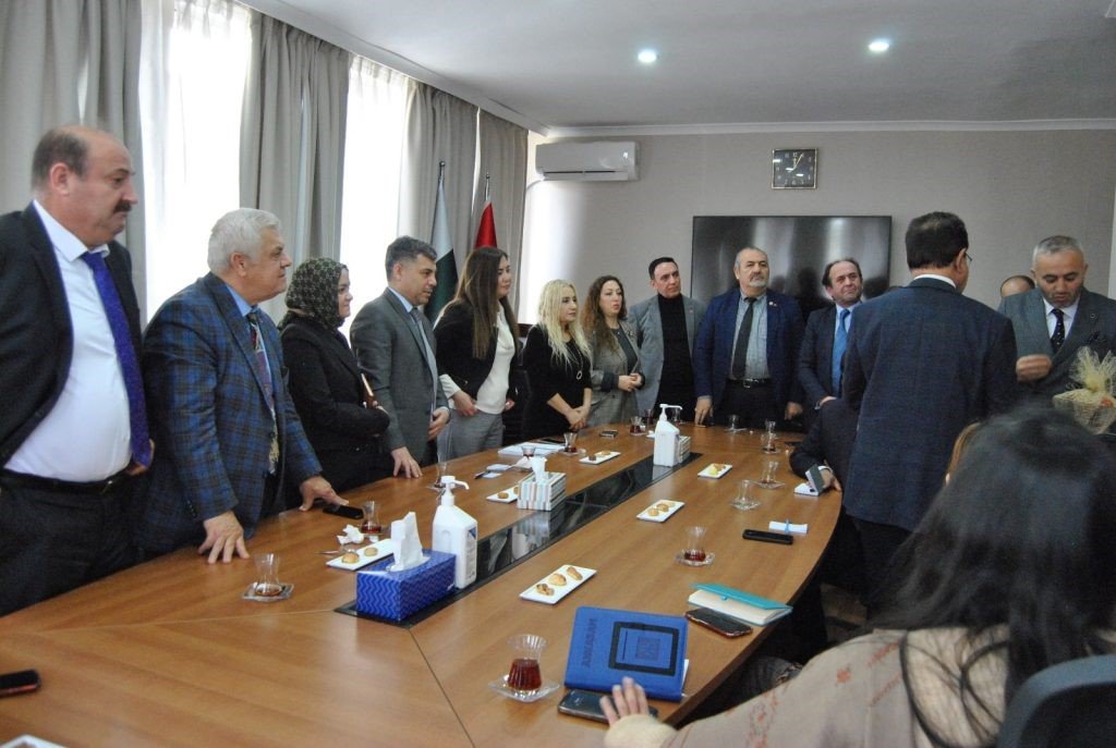 Türkiye ile Pakistan arasında ekonomik ilişkiler güçlenerek devam edecek