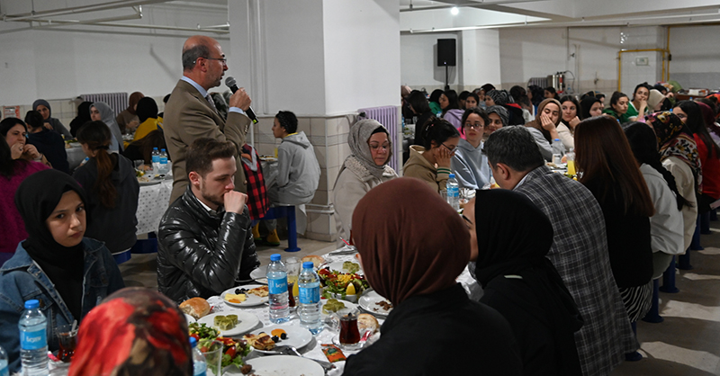 iftar-programi-yurt-5.jpg