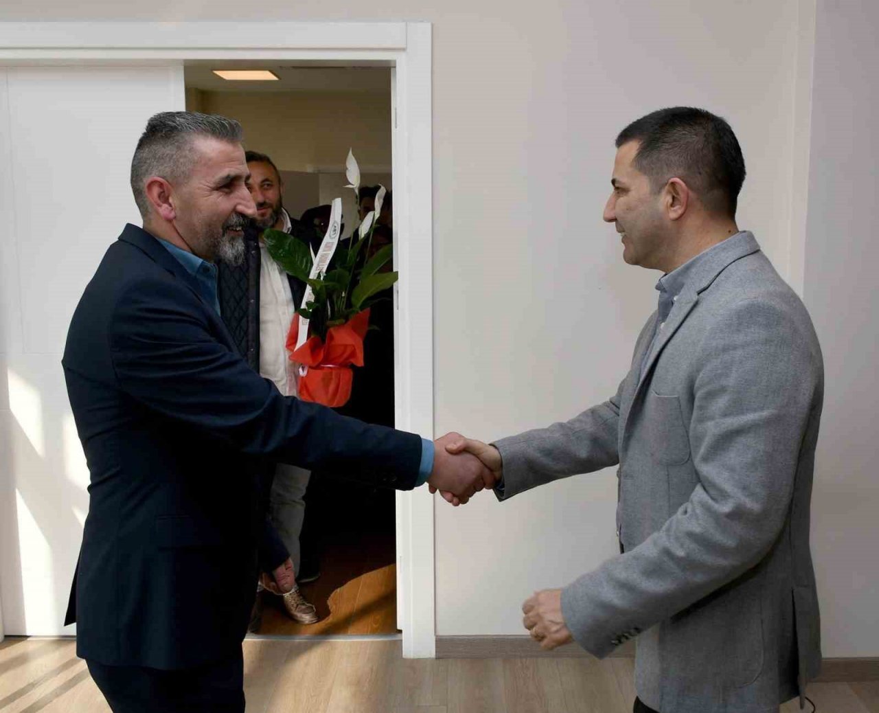 Başkan Günel dernek yetkilileri ile bir araya geldi