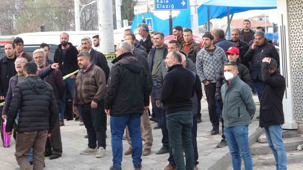 Millet İttifakı’na Malatya’da tepki: “Teröristlerle işbirliği yapan burada gezemez”