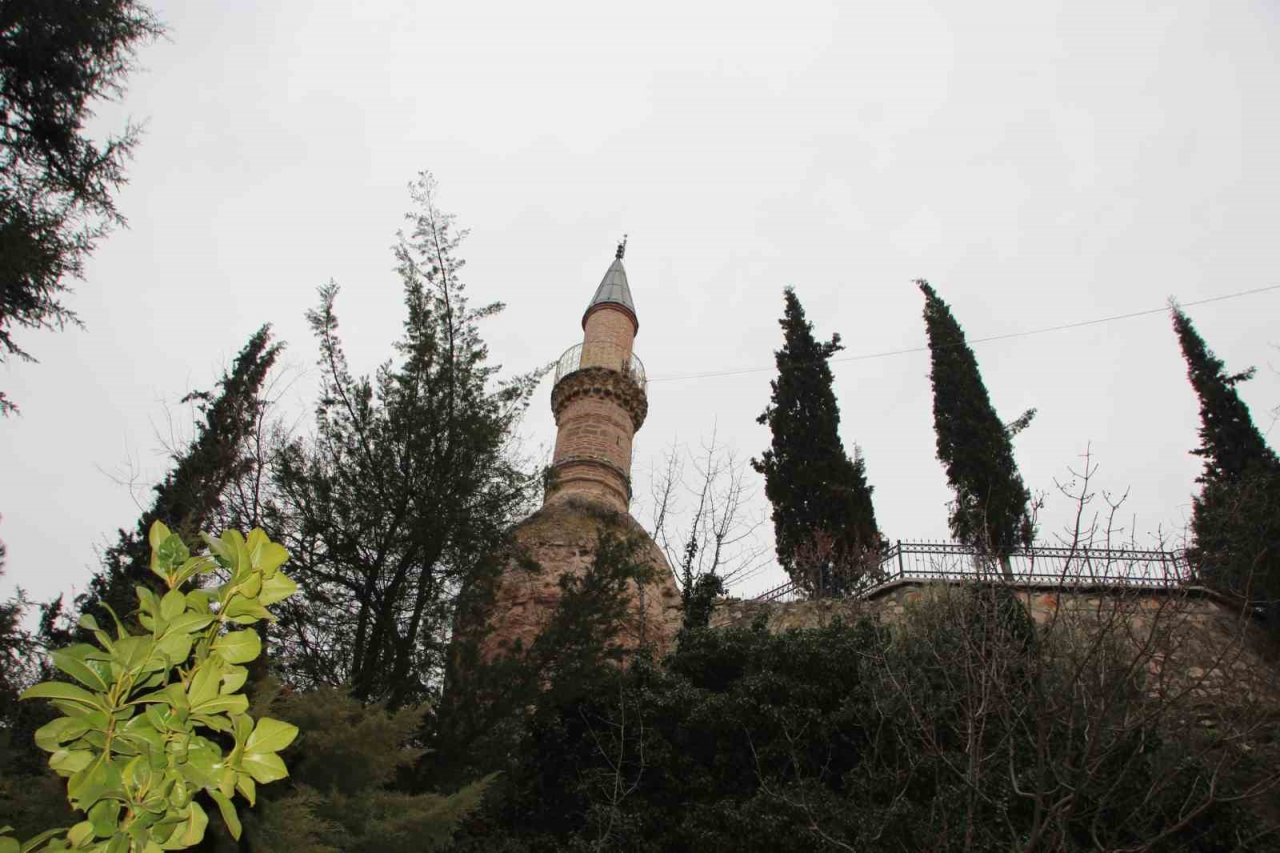 Orhan Gazi tarafından yapılan 691 yıllık camide Ramazan heyecanı