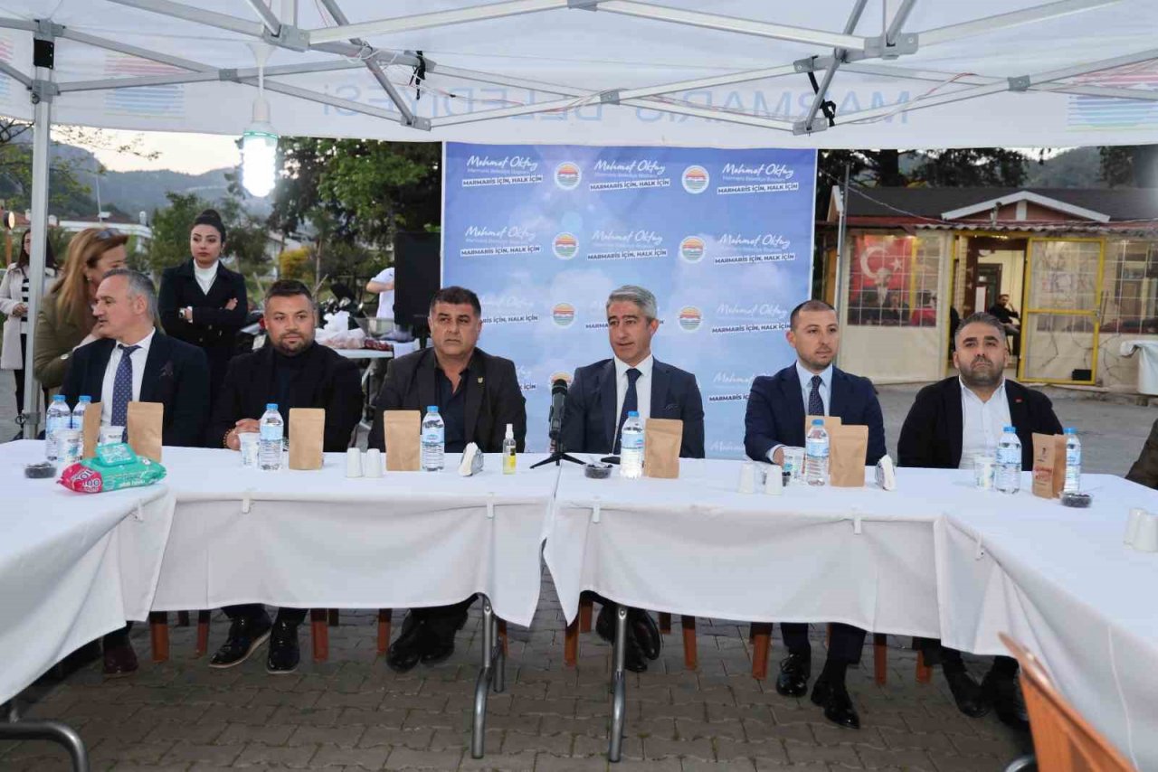 Başkan Oktay ilk iftarını şoför esnafıyla yaptı
