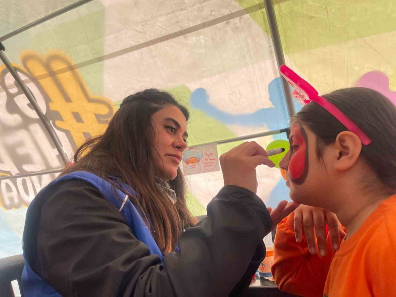 Şırnak’ta gönüllüler, depremzede 2 bin çocuğu oyun ile buluşturdu