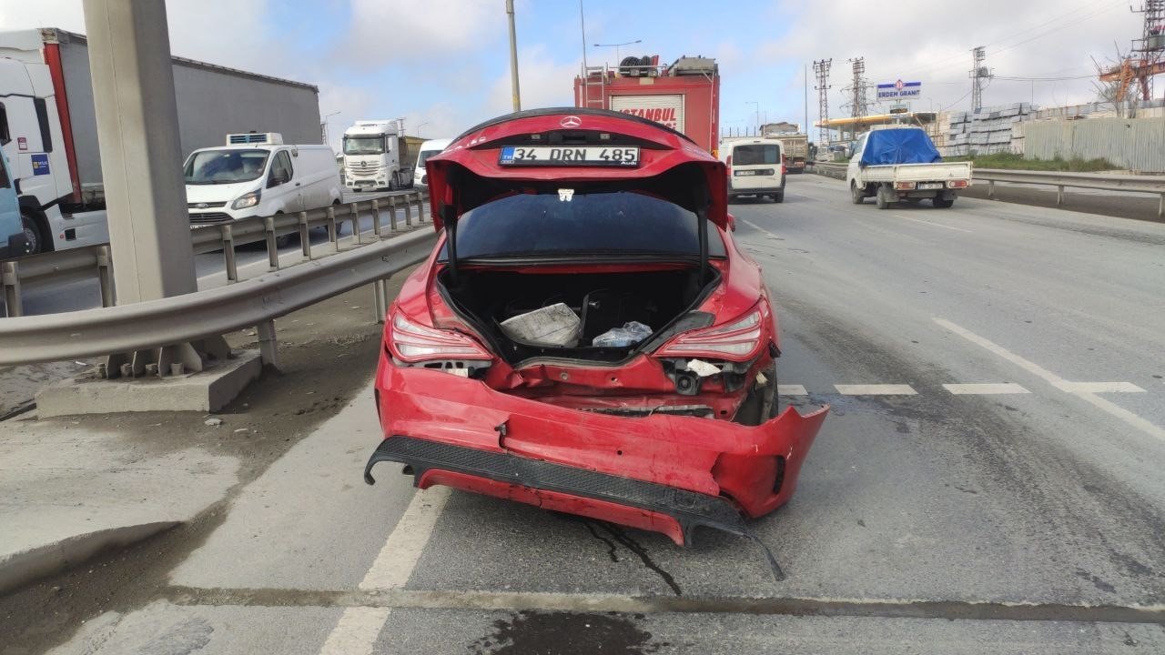 Sultangazi’de trafik kazası: 1 yaralı