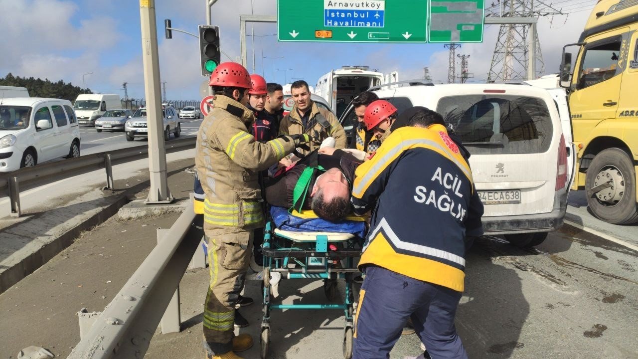 Sultangazi’de trafik kazası: 1 yaralı