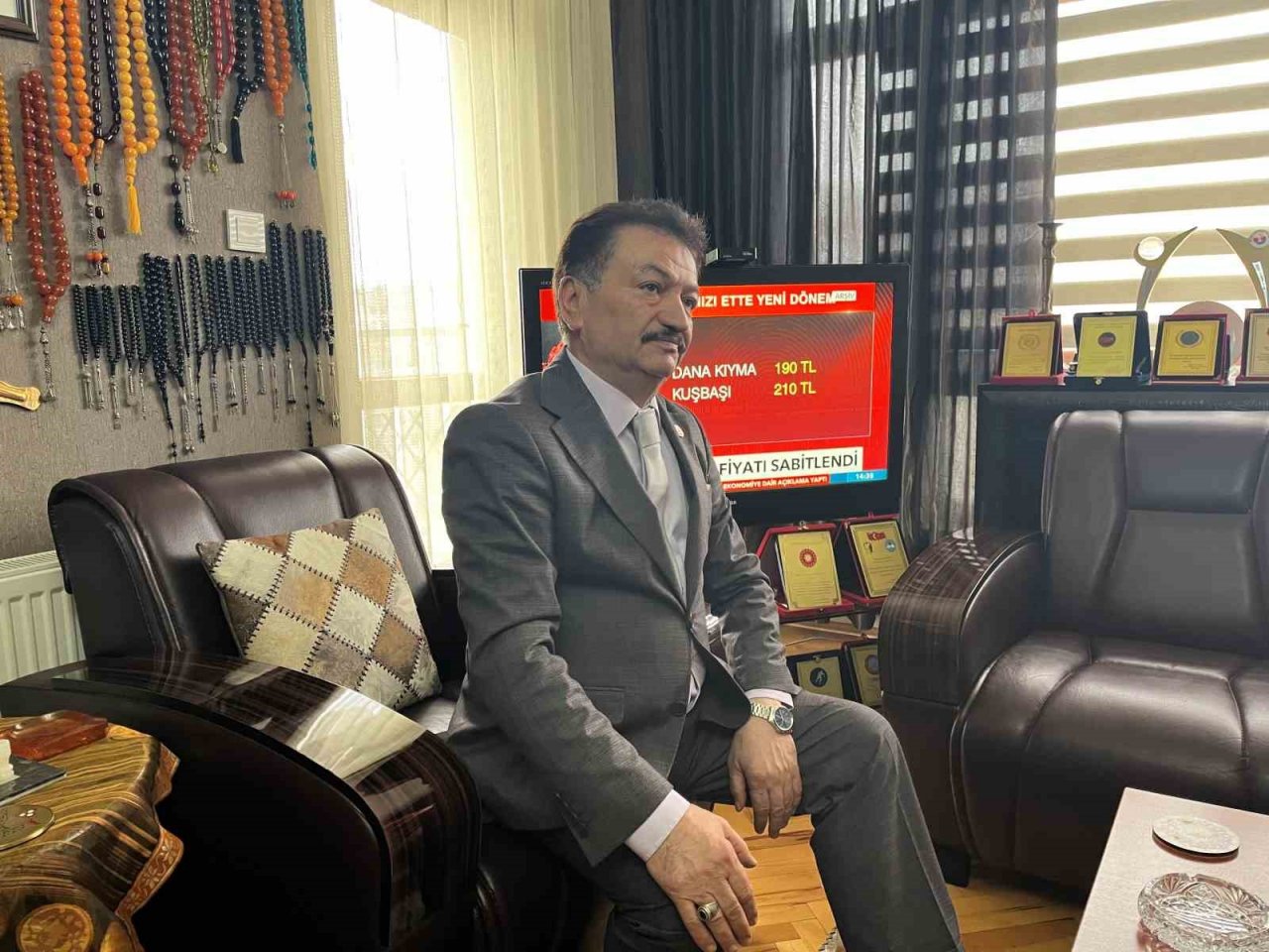 TBMM’nin 20 yıllık berberi vekil olmaya hazırlanıyor