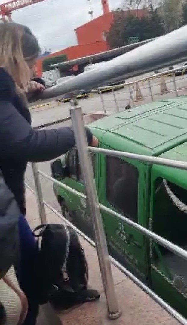 Tuzla’da mide botoksu ameliyatından sonra ölen kadının cenaze görüntüleri ortaya çıktı