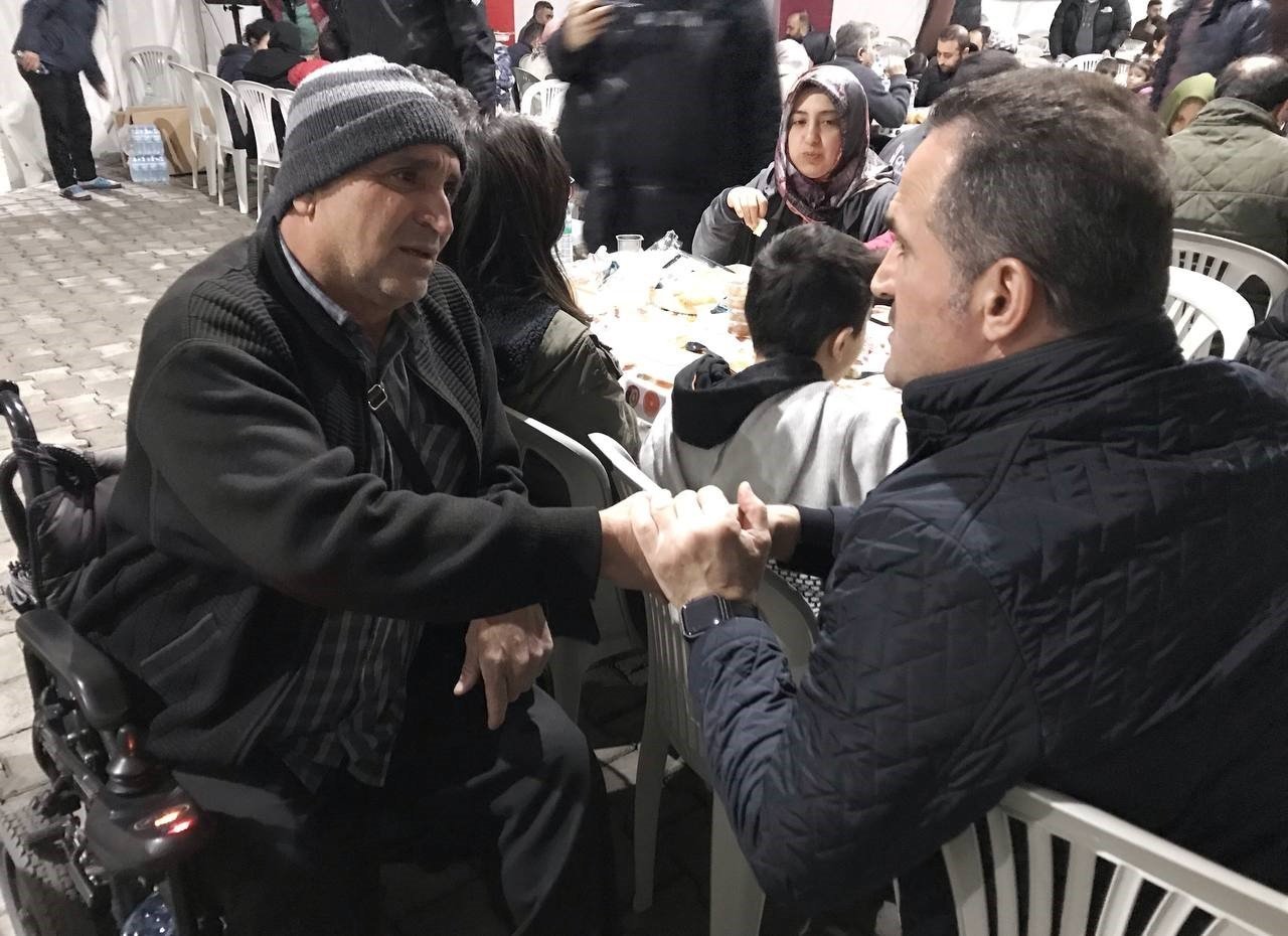 Beyoğlu’ndan Kahramanmaraş’a uzanan Kardeşlik Sofrası’nda ilk iftar