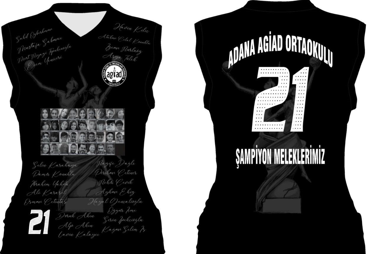 Adanalı sporcu öğrencilerin giydiği forma herkesi duygulandırdı