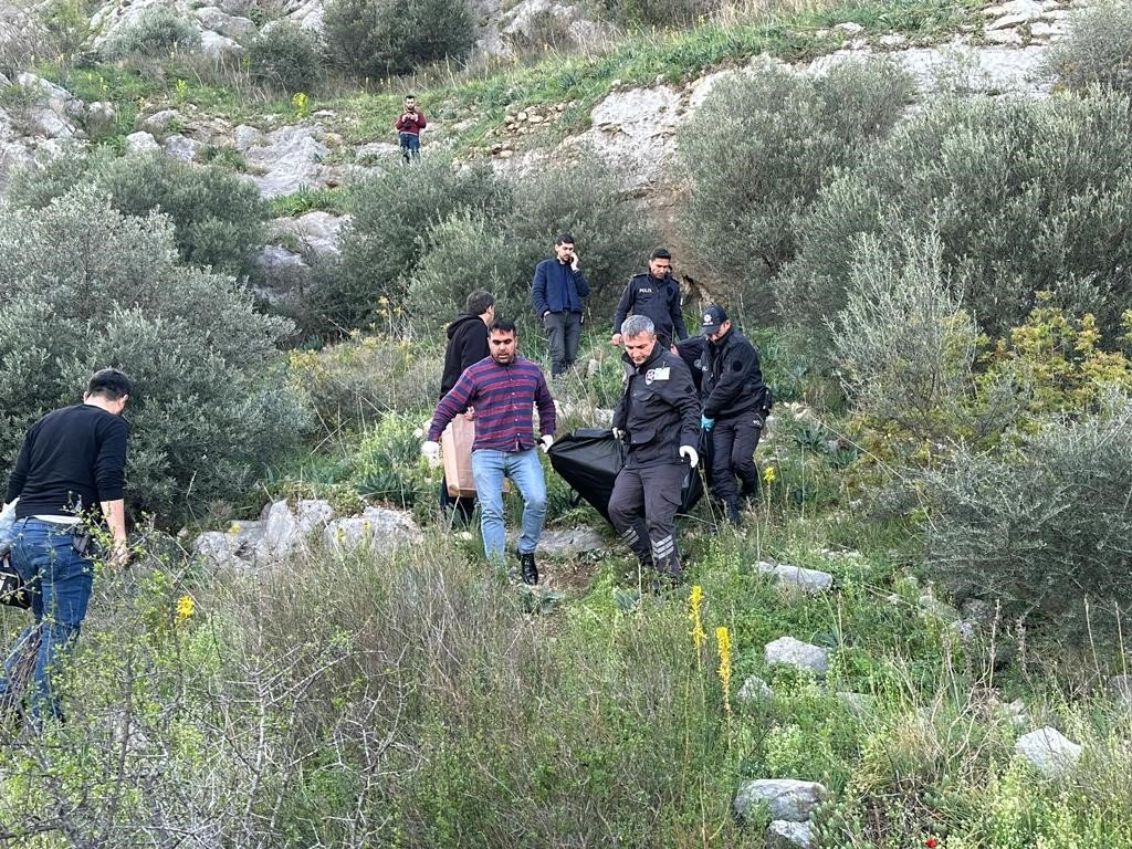 Adana Kozan’da bir şahsın cesedi bulundu