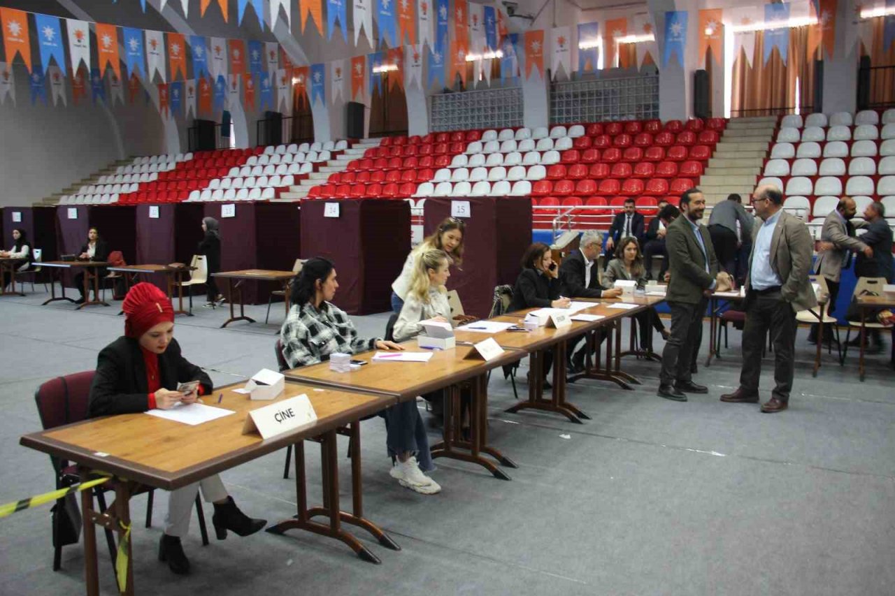 AK Parti Aydın’da temayül yoklaması başladı
