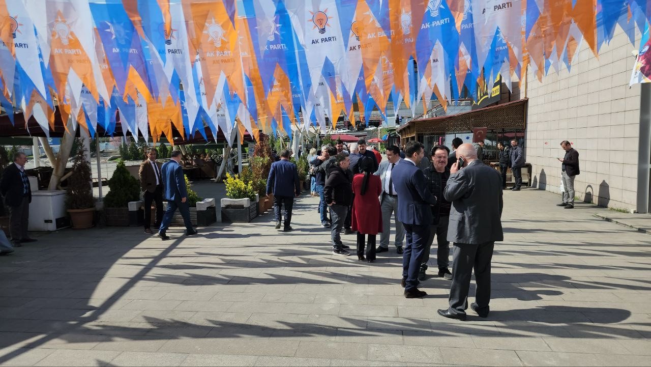 AK Parti’de temayül yoklaması yapıldı