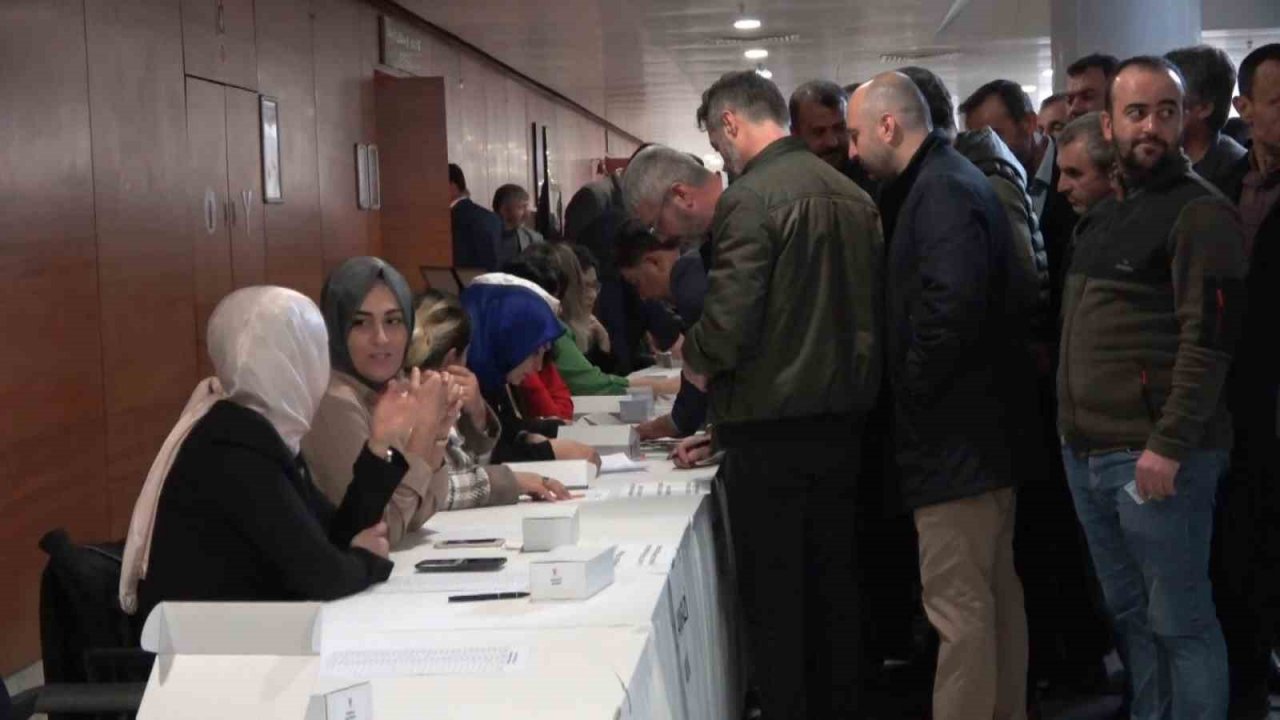Ak Parti Genel Başkan Yardımcısı Şahin: "Ezici çoğunluğa sahip olacağız"