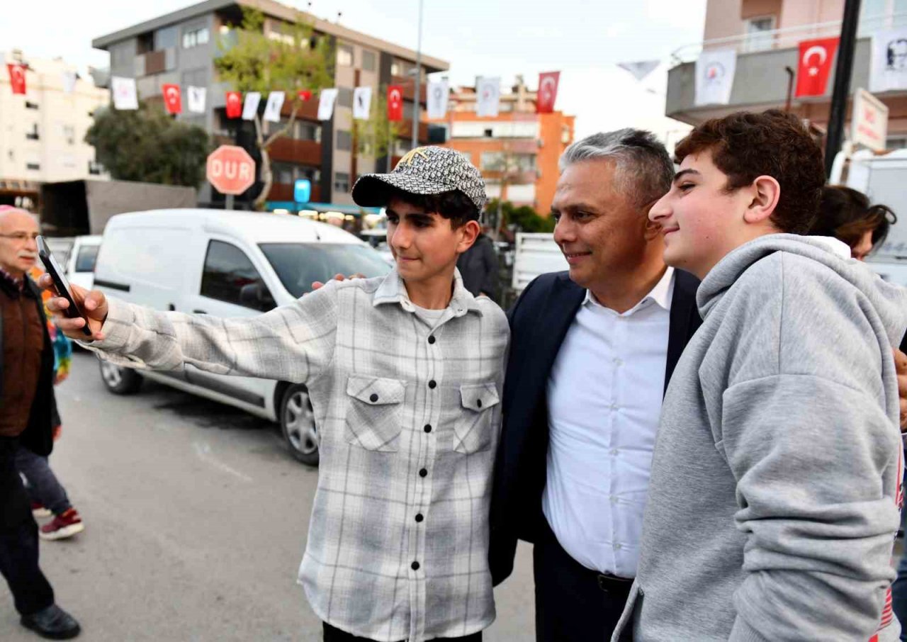 Başkan Uysal: "Duygularda, üzüntüde sevinçte umutta birleşiyoruz"