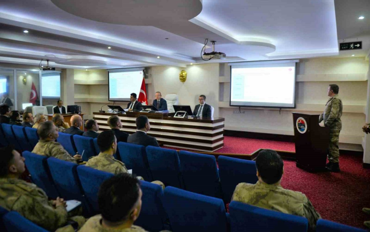 Ardahan’da Seçim güvenliği toplantısı yapıldı