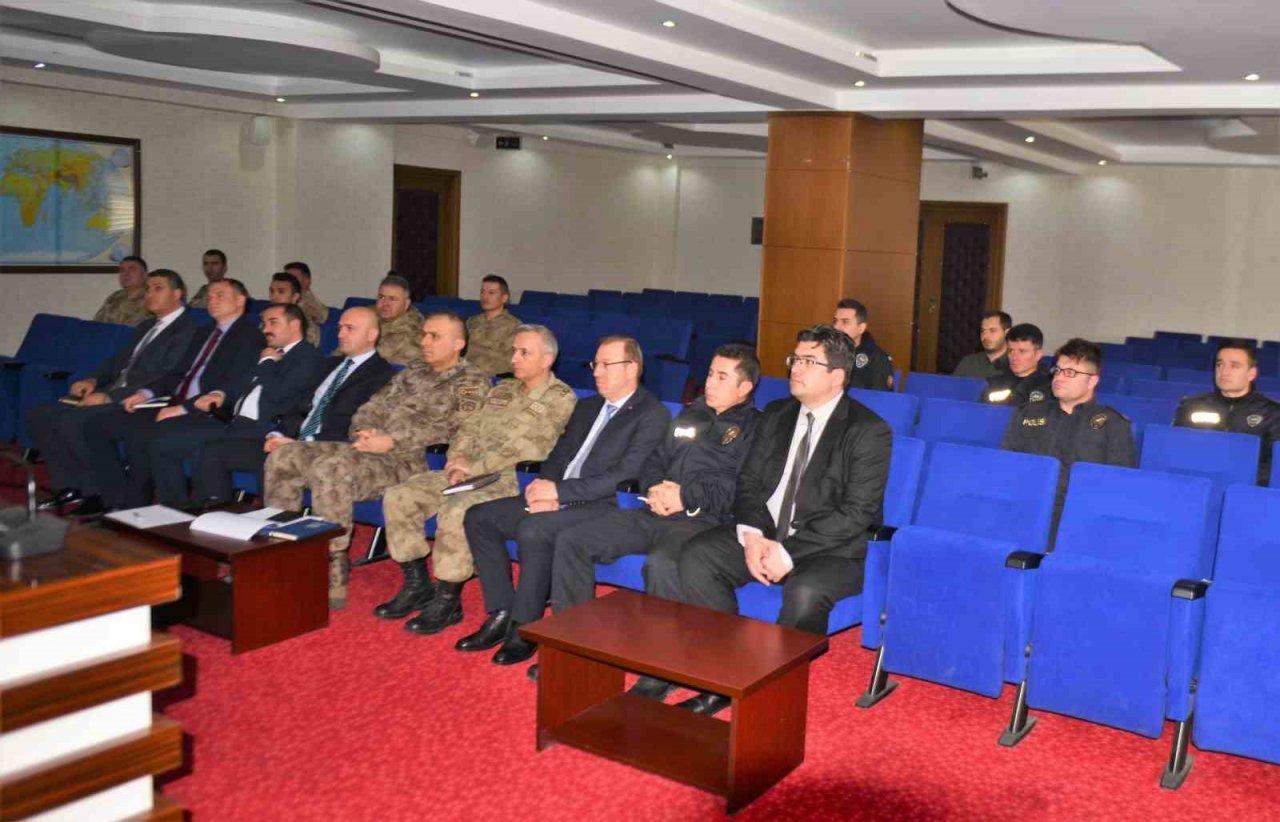 Ardahan’da Seçim güvenliği toplantısı yapıldı