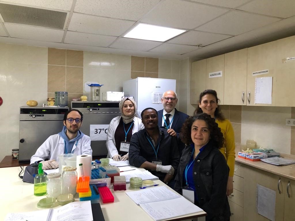 ADÜ’de ’bakteriyofaj kursu’ düzenlendi