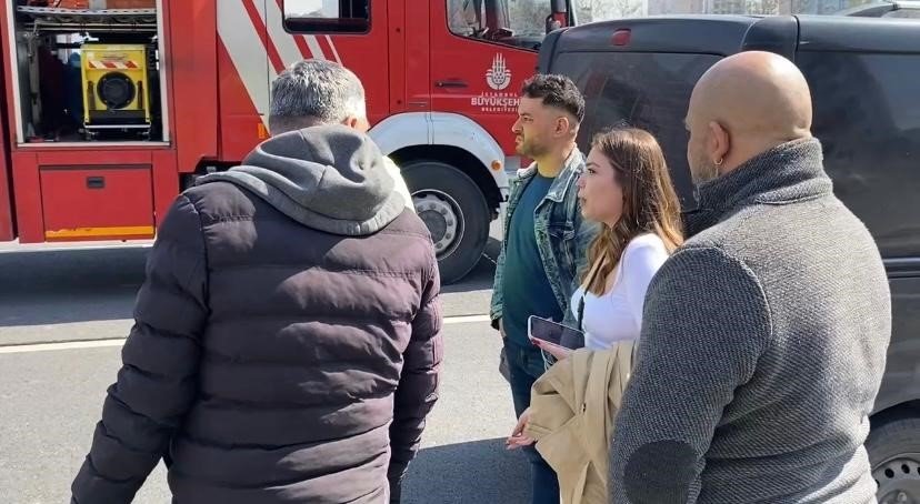 Kadıköy’de cipi yanan kadın sürücü gözyaşlarına boğuldu