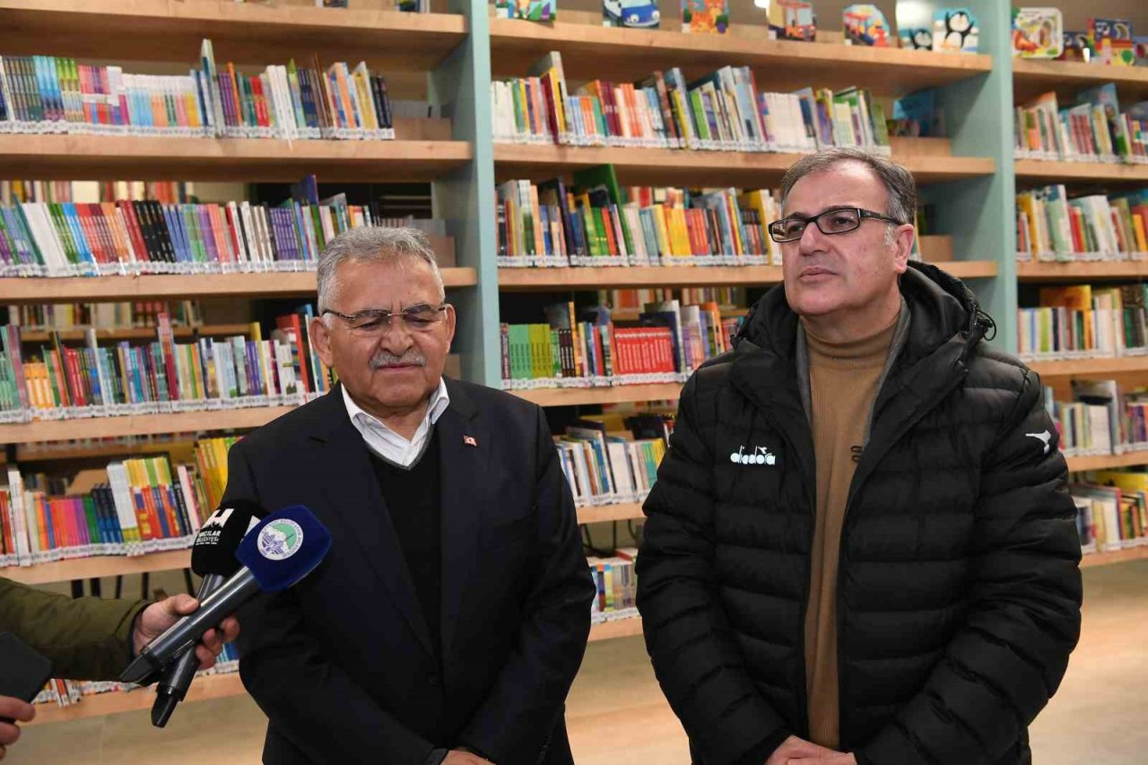 Başkan Büyükkılıç, Büyükşehir’in 10’uncu kütüphanesini inceledi