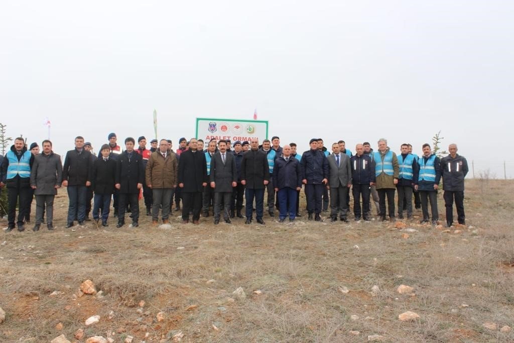 Kütahya Adalet Ormanında ağaçlandırma etkinliği