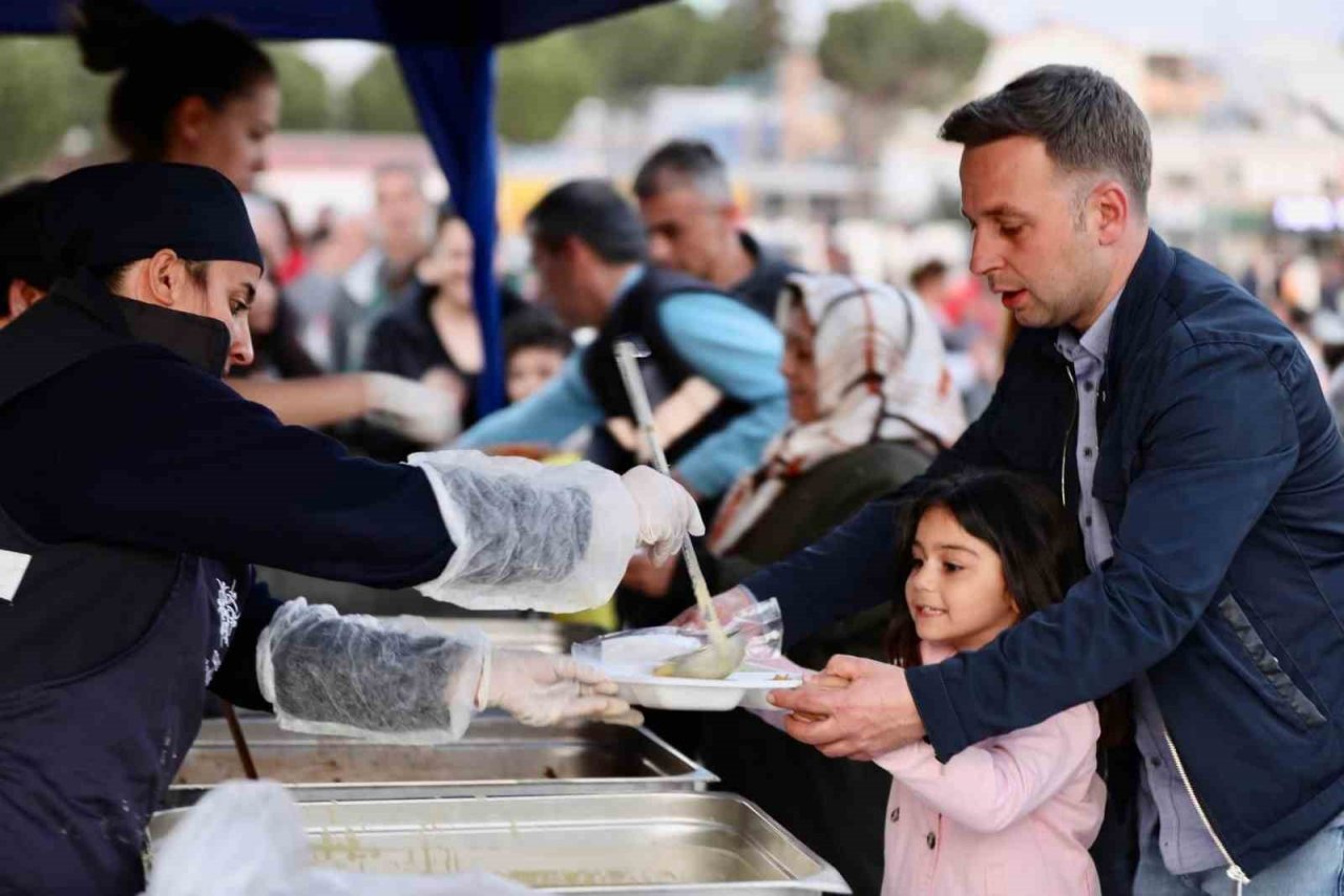 Didim’de iftar yemekleri başladı