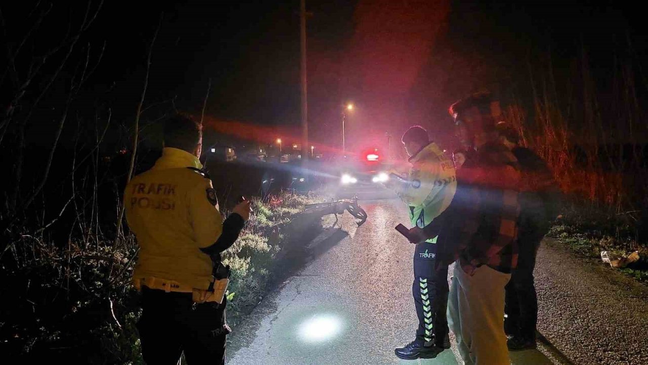 Metrelerce sürüklenen motosikletin sürücüsü ağır yaralandı