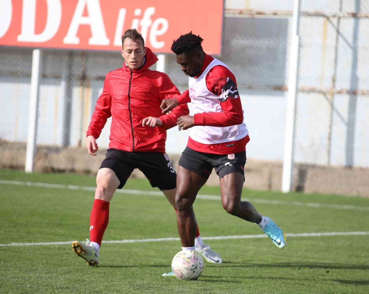 Sivasspor’da Başakşehir maçı hazırlıkları başladı