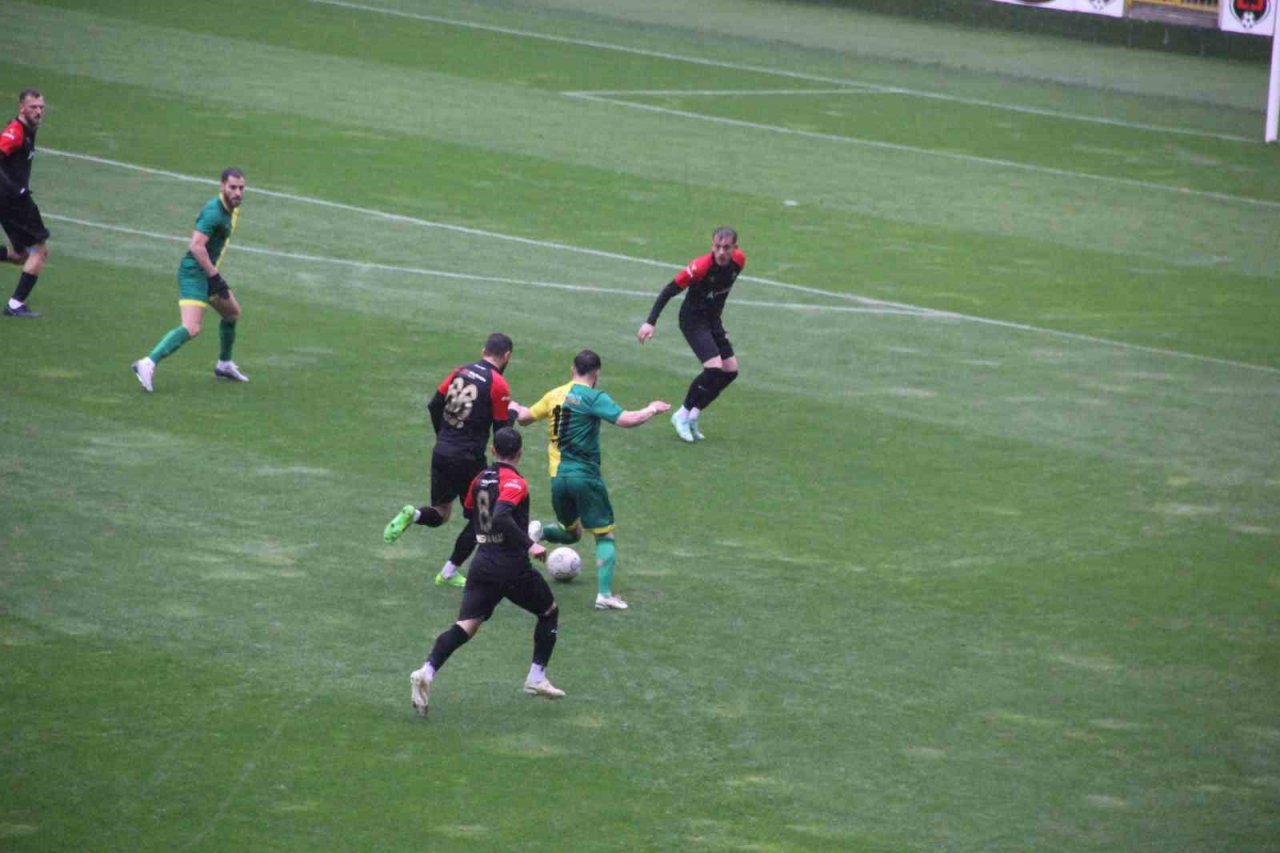 TFF 2. Lig: 24Erzincanspor: 1 - Şanlıurfaspor: 2