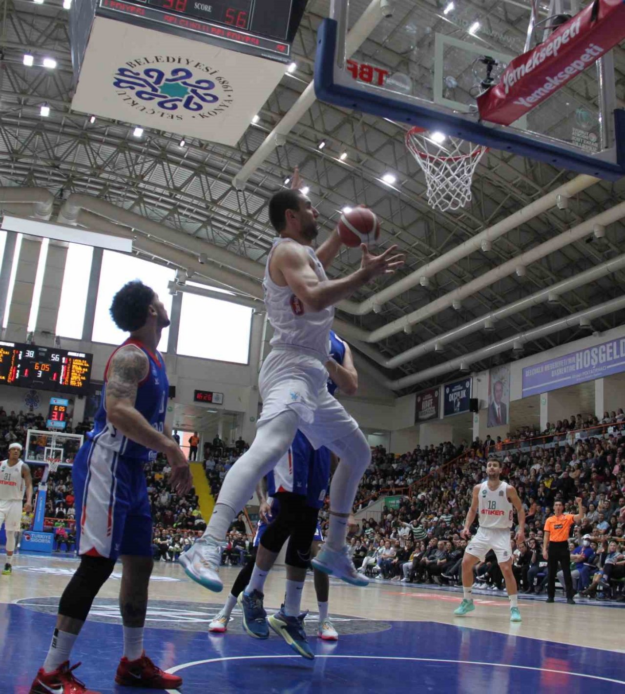 Basketbol Süper Ligi: Konyaspor: 83 - A.Efes: 99