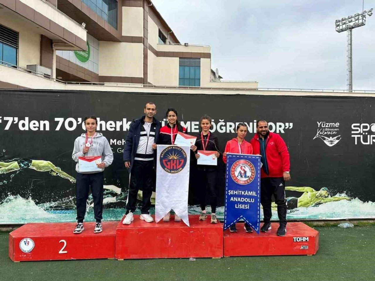 Atletizmde Gaziantep Kolej Vakfı başarısı