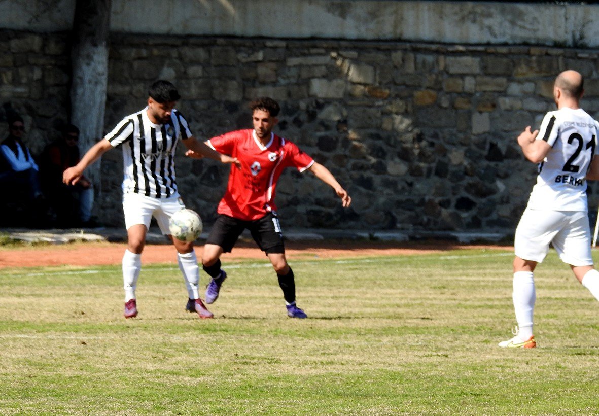 Çeşme Belediyespor sahasında 3-1 galip