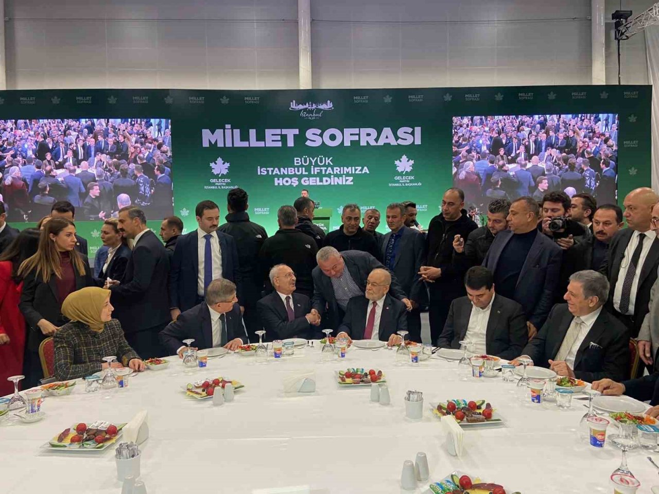 Kılıçdaroğlu: “Bizler altı lider biradayız. Demokrasi için, hak için, hukuk için, adalet için mücadele ediyoruz"