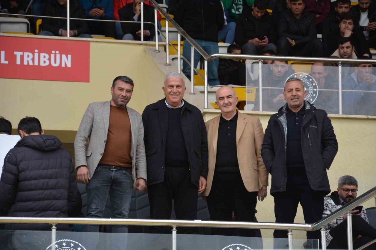 TFF 3. Lig: Muşspor: 1 - Efeler 09 SFK: 1