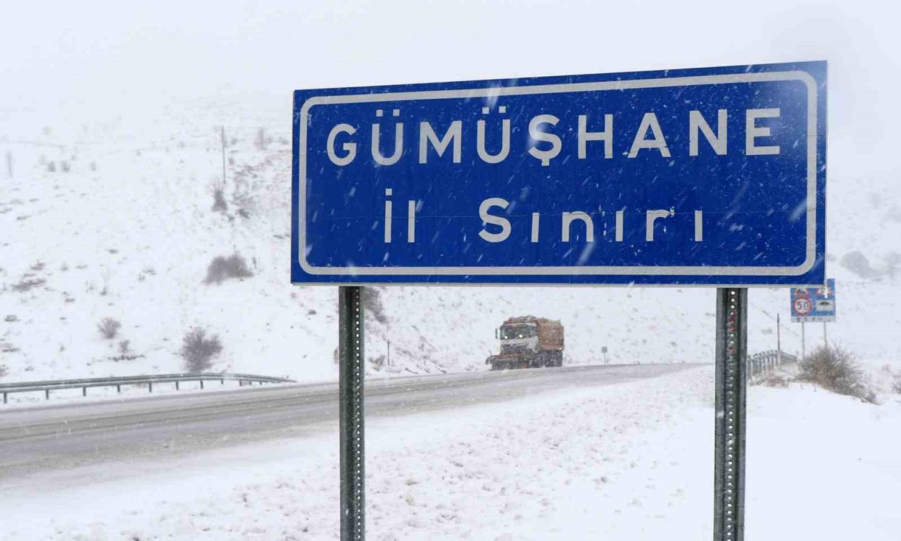 Erzincan’ın yüksek kesimlerinde kar merkezde yağmur yağışı