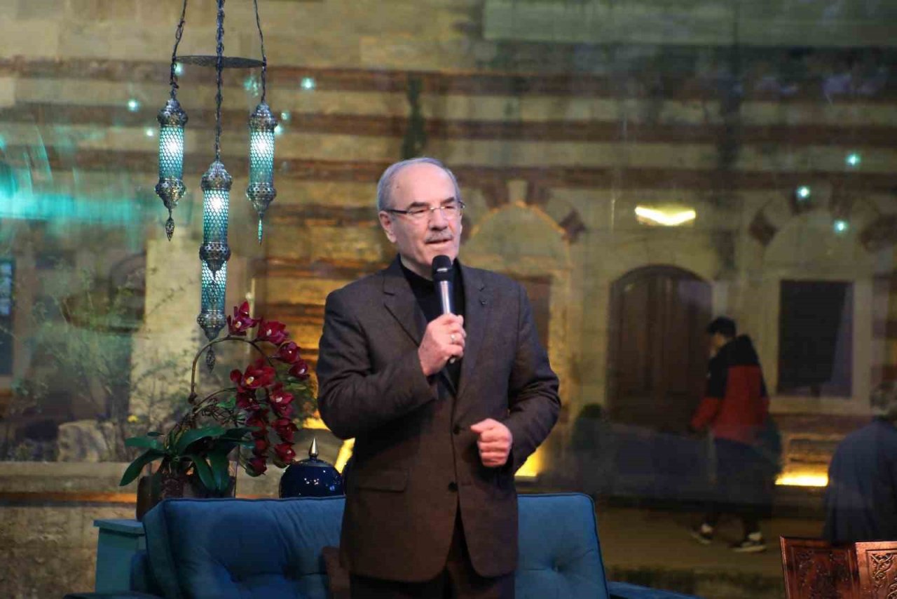 Halit Ertuğrul: "Günümüzde zenginlik ailedeki huzur ile ölçülüyor"