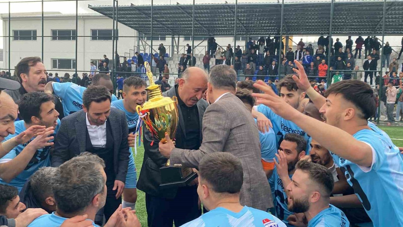 Gökçebeyspor şampiyonluğa koştu