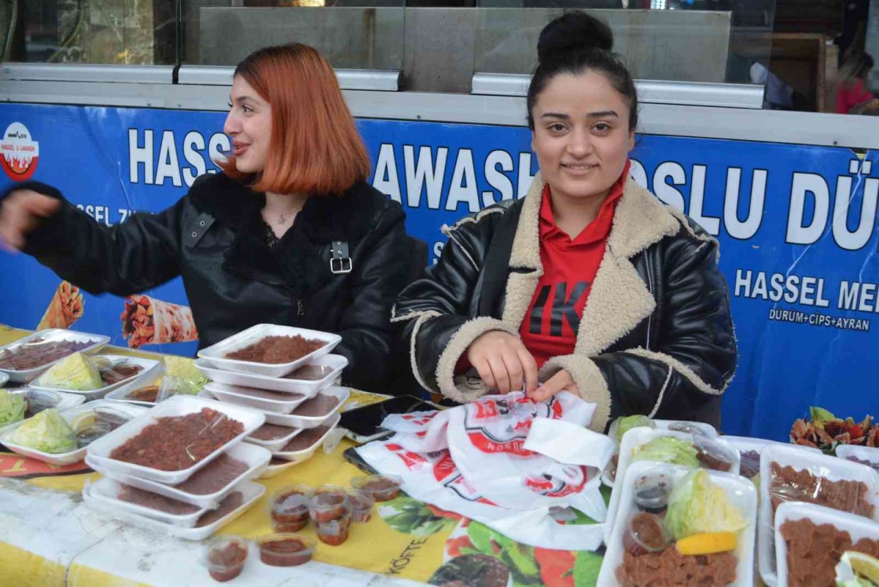 Hakkari’de rekabet çiğköfte fiyatlarını düşürdü