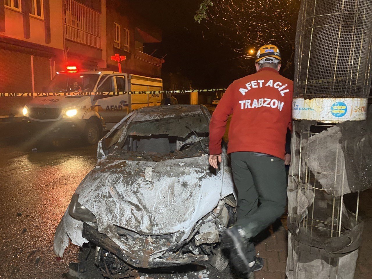 Çöken binada arama ve kurtarma çalışmaları sona erdi