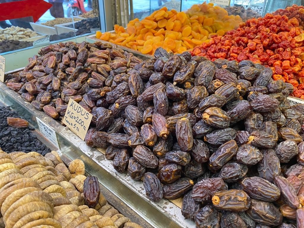 Kayseri’de Ramazan’da hurma satışları arttı