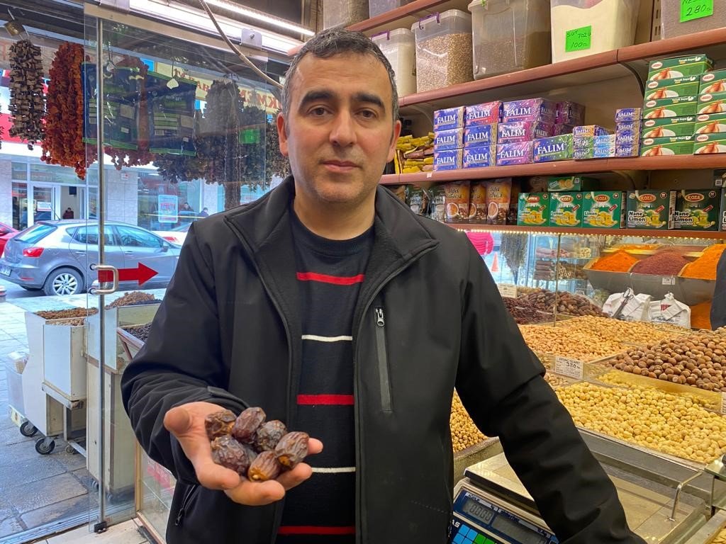 Kayseri’de Ramazan’da hurma satışları arttı