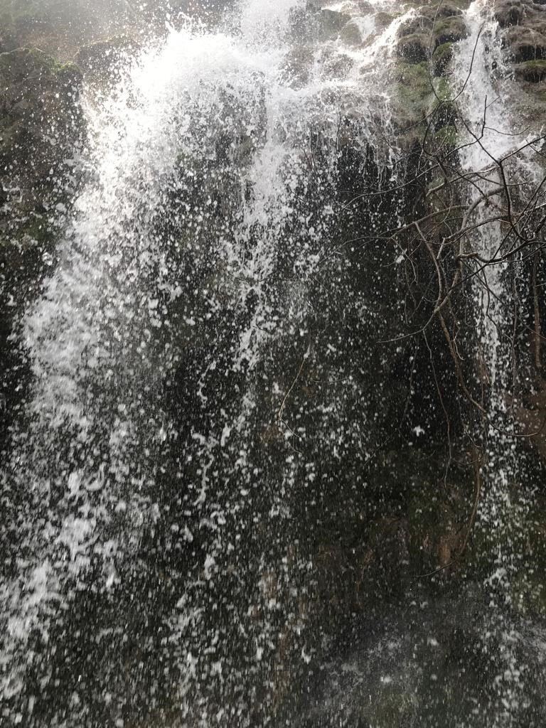 Batman’da kuruyan şelale yağışlarla yeniden canlandı