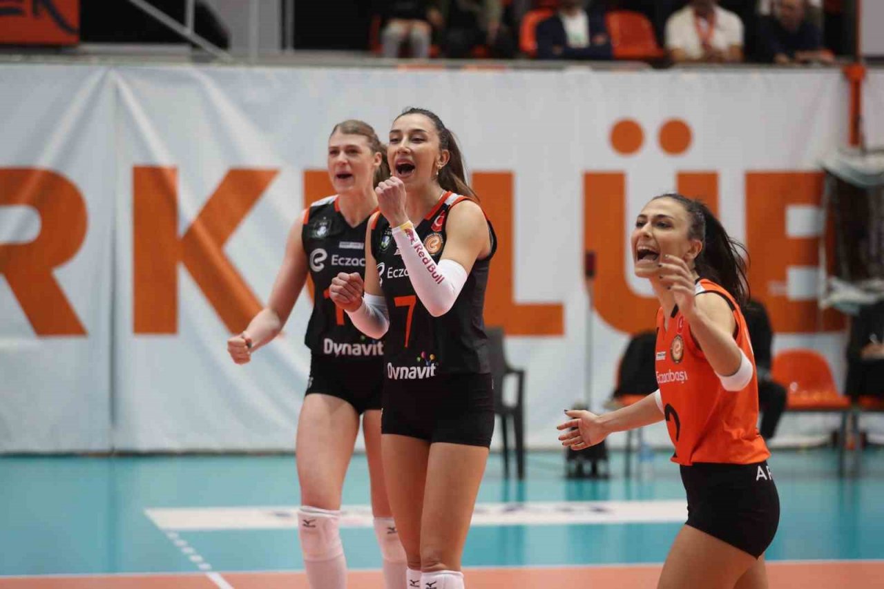 Eczacıbaşı Dynavit, galibiyet serisini 21’e yükseltti