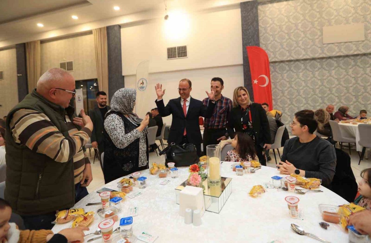 Pamukkale Belediyesi ailesi iftarda buluştu
