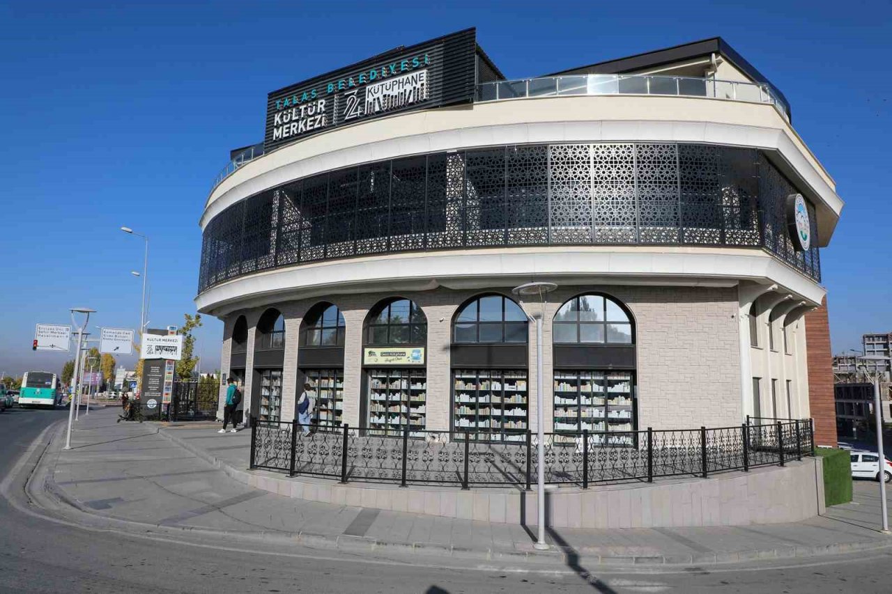 Başkan Yalçın: "Kütüphaneler medeniyet inşasının basamaklarıdır"