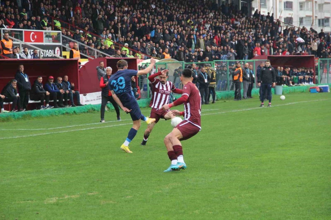 TFF 3. Lig: ES Elazığspor: 0 - Belediye Kütahyaspor: 1