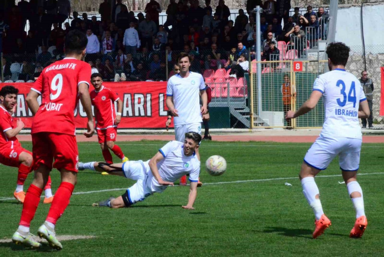 TFF 3. Lig: Karaman FK: 0 - Ergene Velimeşespor: 0