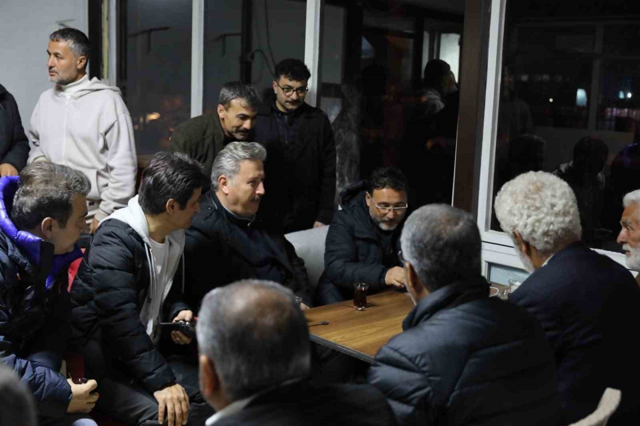 Başkan Palancıoğlu, Adıyaman’da depremzedelerle iftar sofrasında buluştu