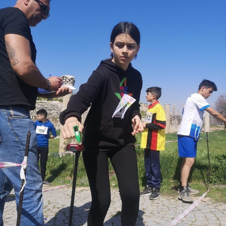 Aydın’da öğrenciler tarih ile iç içe yarıştı