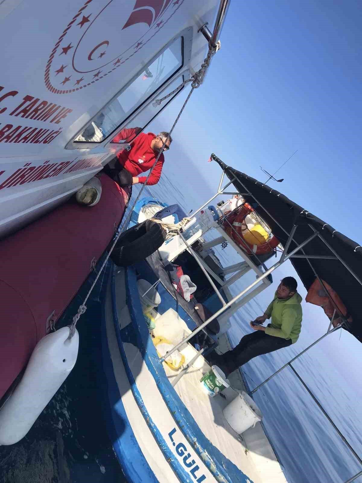 Didim’de balıkçı tekneleri denetlendi