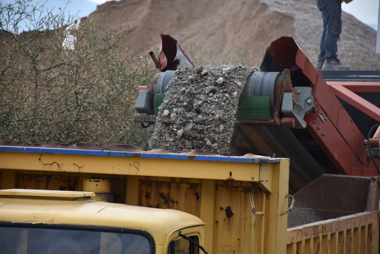 Taş kırma makinesi ile ekonomiye katkı sağlanıyor